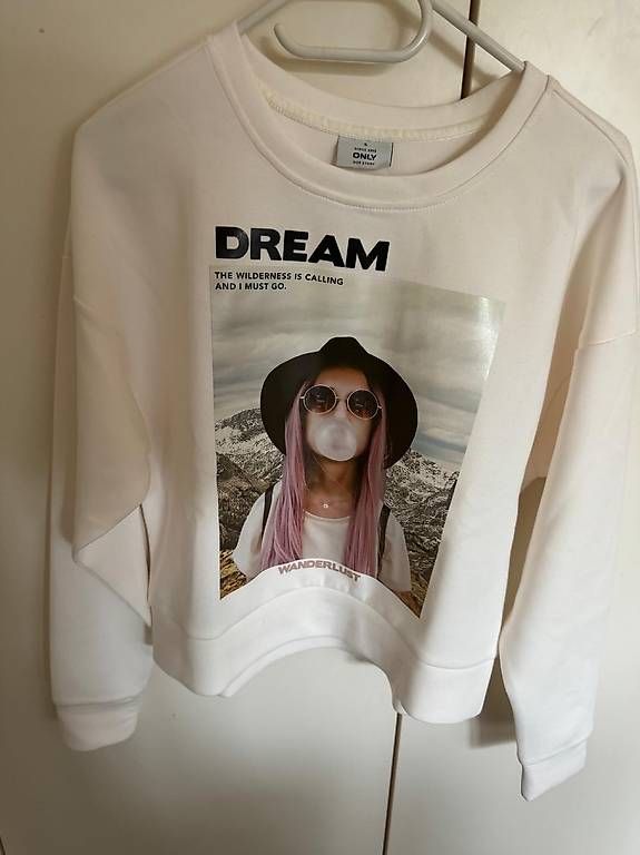 Pullover & Sweatshirts: Pullover Only S NEU – Gebraucht aus Oberglatt ZH von jul_nhy7