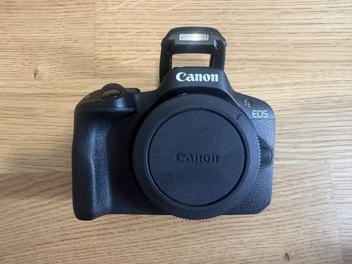 Canon Appareil photo: Canon EOS R50 +objectif RF 100-400mm +accessoires – D'occasion à Neuchâtel par Market_Dematos 5