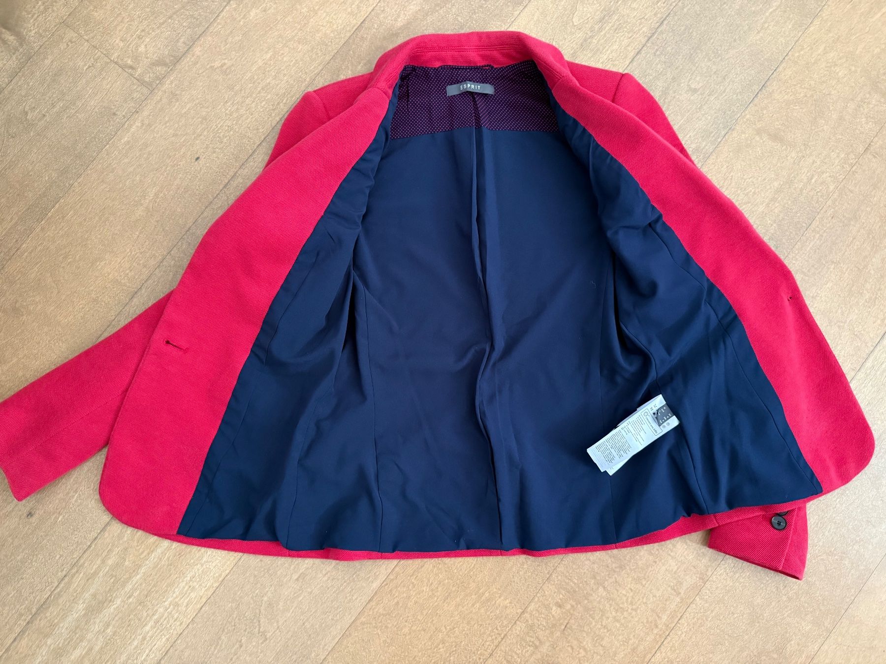 Esprit Vestes: ESPRIT - Korall-farbener Blazer Gr.32 – D'occasion à Meilen par kleisi01 3