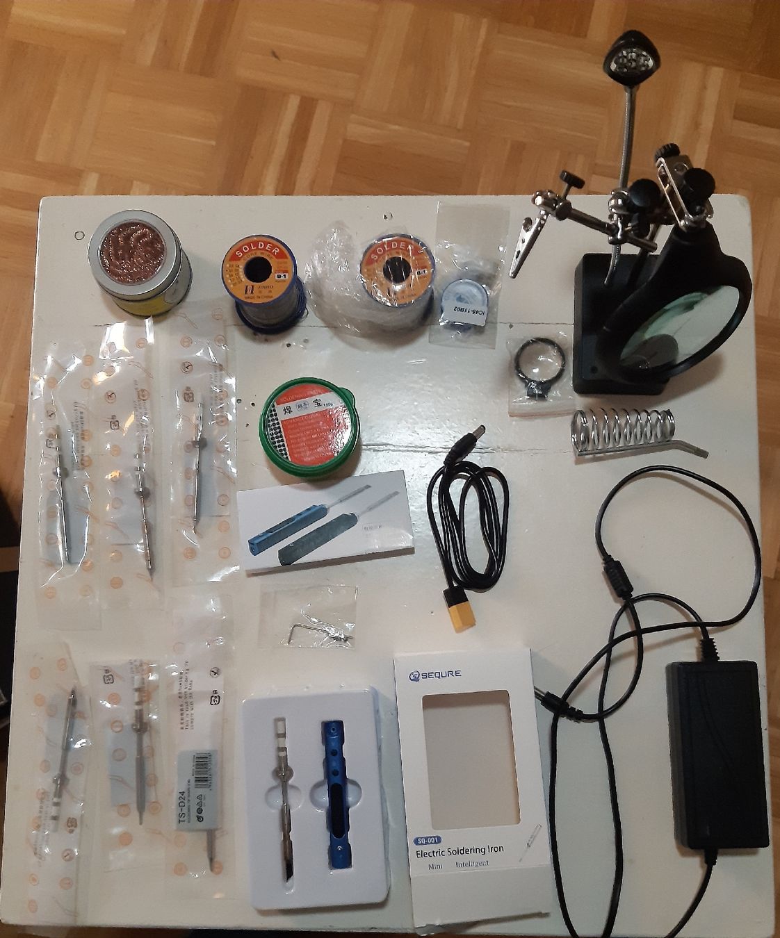 Saldatori: Lötstation-Set Neu – Nuovo (secondo la descrizione) da Birsfelden venduto da Alepunch
