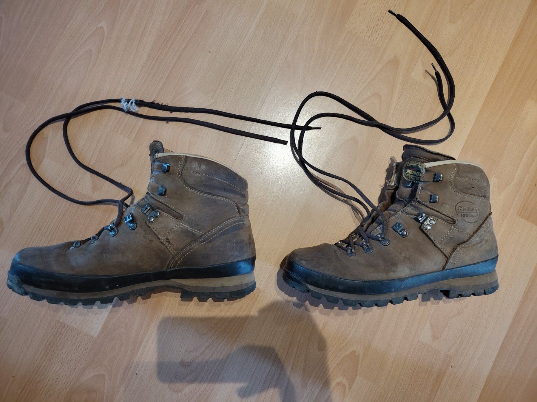 Meindl Chaussures hommes: Meindel Borneo Wanderschuhe Grösse 46 – D'occasion à Basel par OleThiele 3
