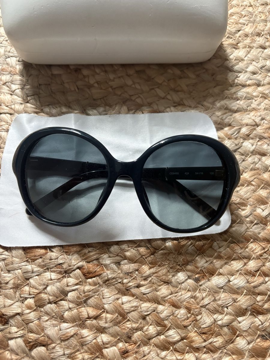 Chloé Lunettes & Verres: Chloé Sonnenbrille schwarz blau mit Etui – D'occasion à Zürich par chloe26