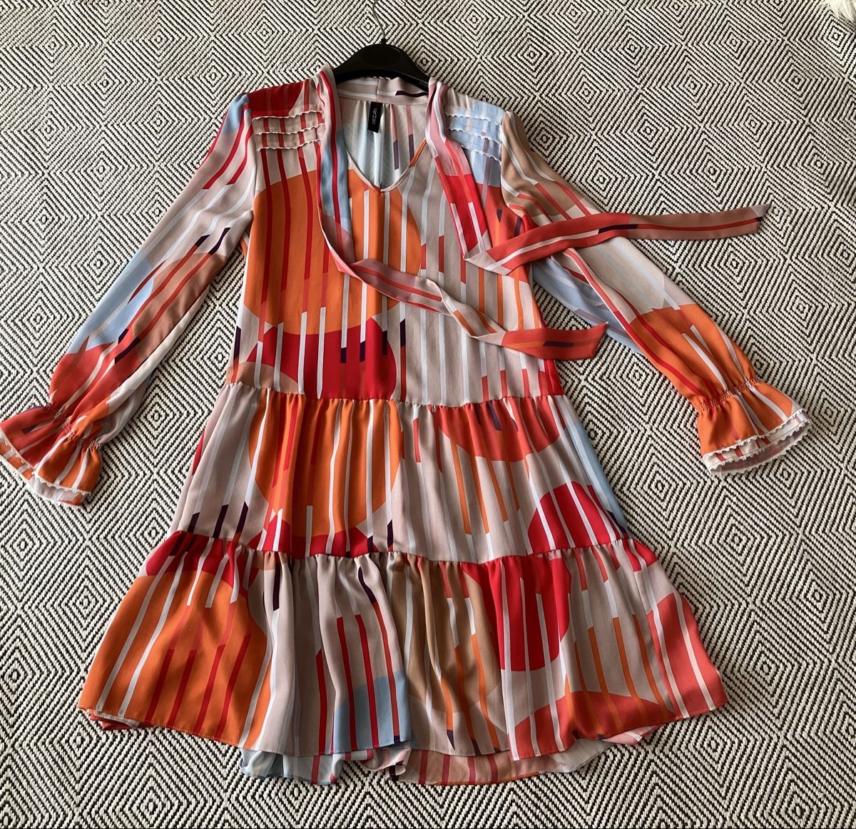 Marc Cain Robes: Marc Cain schönes Kleid N4/ 40 – D'occasion à Weiningen ZH par moon-55 8