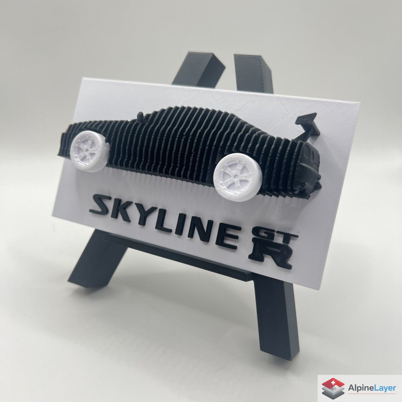 Statuette: Layered Skyline R34 3D Printed Sculpture White Wheels – Nuovo (secondo la descrizione) da Losone venduto da AlpineLayer