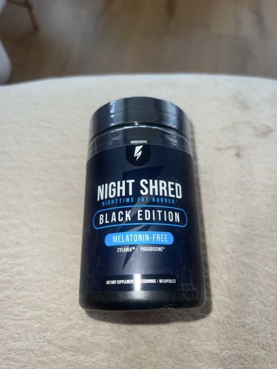 Cibi & Specialità: NIGHT SHRED BLACK EDITION MELATONIN-FREE – Nuovo e nell'imballaggio originale da Reichenbach i. K. venduto da STRECKGURT_COACH24