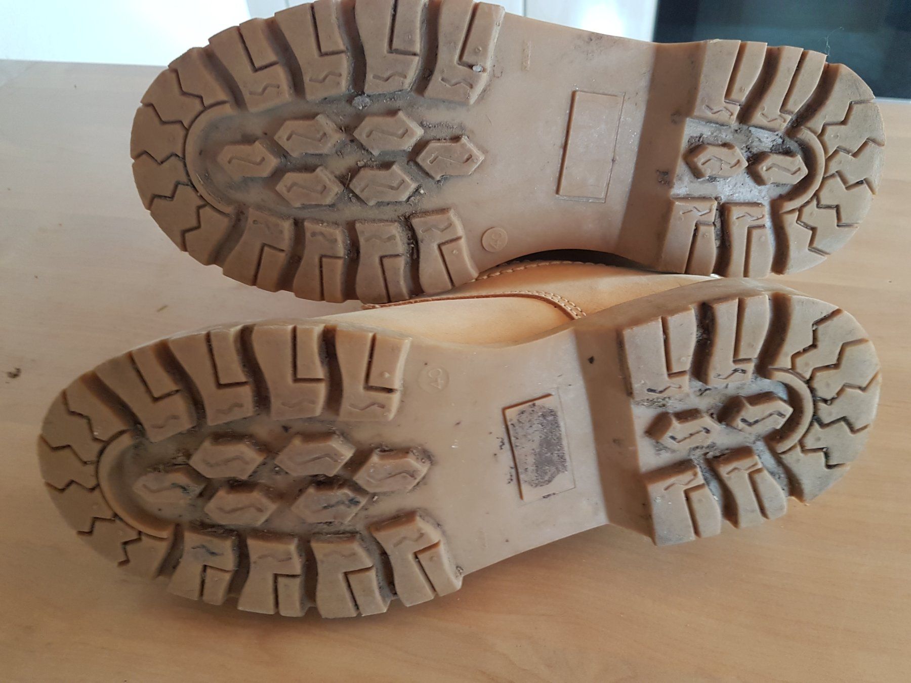 Scarpe da donna: Chaussures grandeur 40 doublée marque Mixo – Usato da Villiers venduto da san_jn5w 6