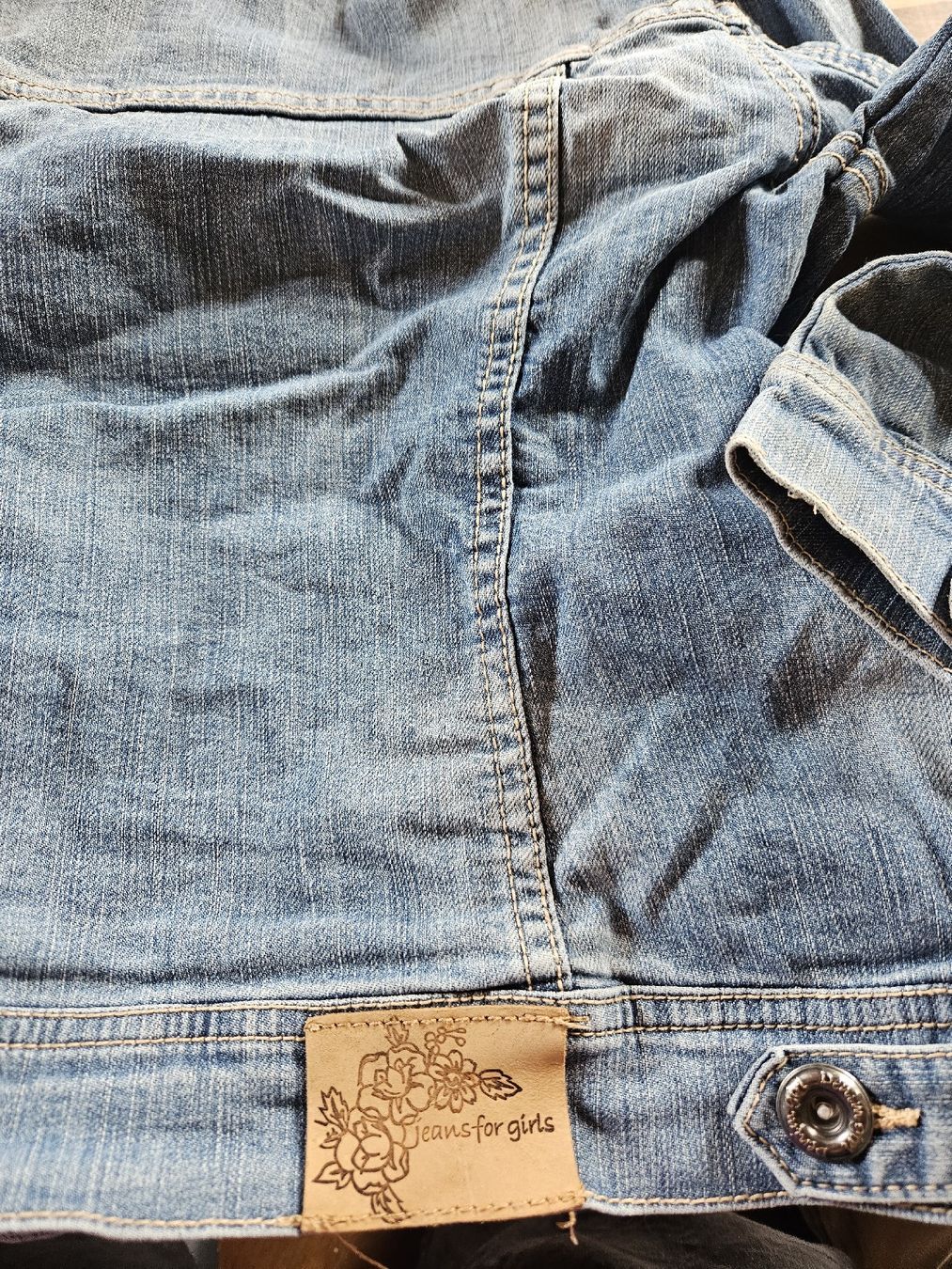 Zara Giacche: Coole Jeansjacke Grösse 152, Top Zustand – Usato da Spiez venduto da ann_y7bb 2