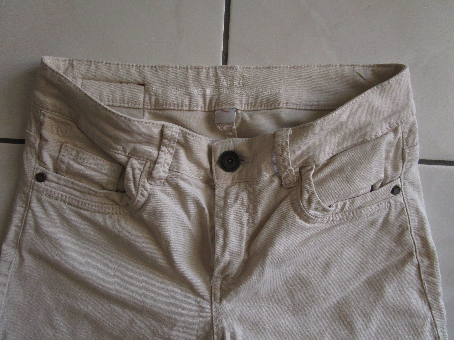 S.Oliver Pantaloni: Caprihose S. Oliver Gr. 34, creme – Usato da Volketswil venduto da Megaissimo 1
