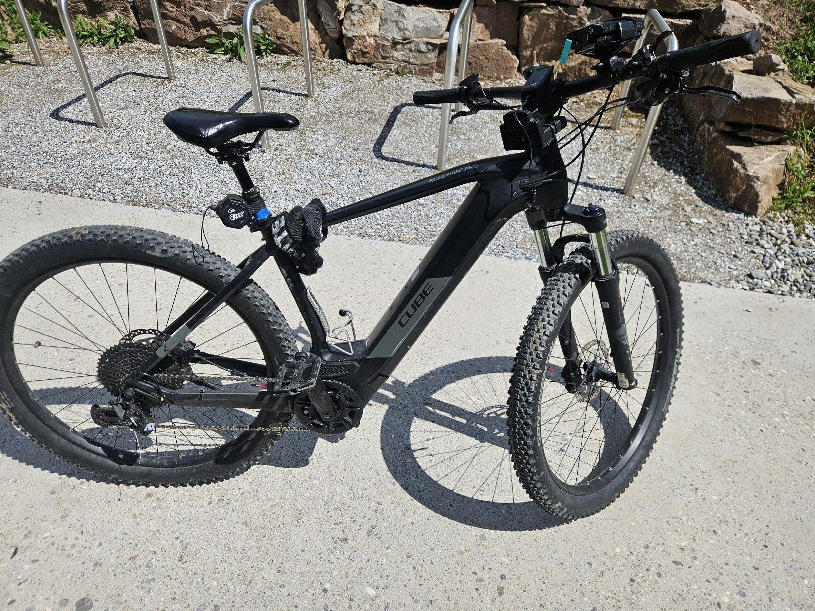 Cube Biciclette: E Bike Cube reaction Hybrid pro 625 please read description – Usato da La Tour-de-Peilz venduto da Leelee1 1