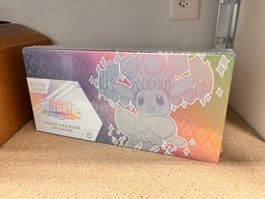 Pokémon Prismatic Super Premium Collection