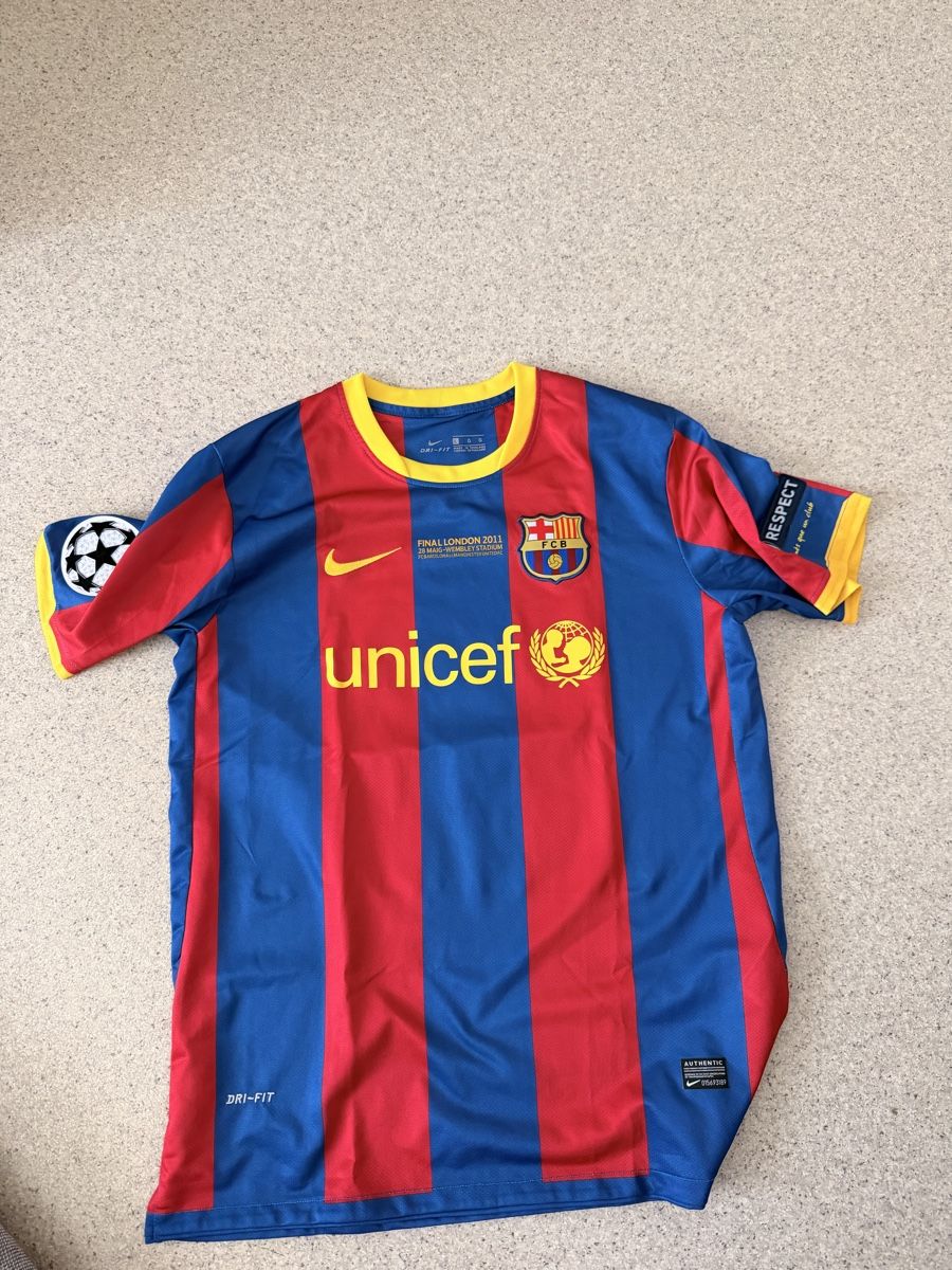 Canottiere & Pantaloni: FC Barcelona 10/11 Heimtrikot – Nuovo (secondo la descrizione) da Bad Zurzach venduto da Kevinmor221
