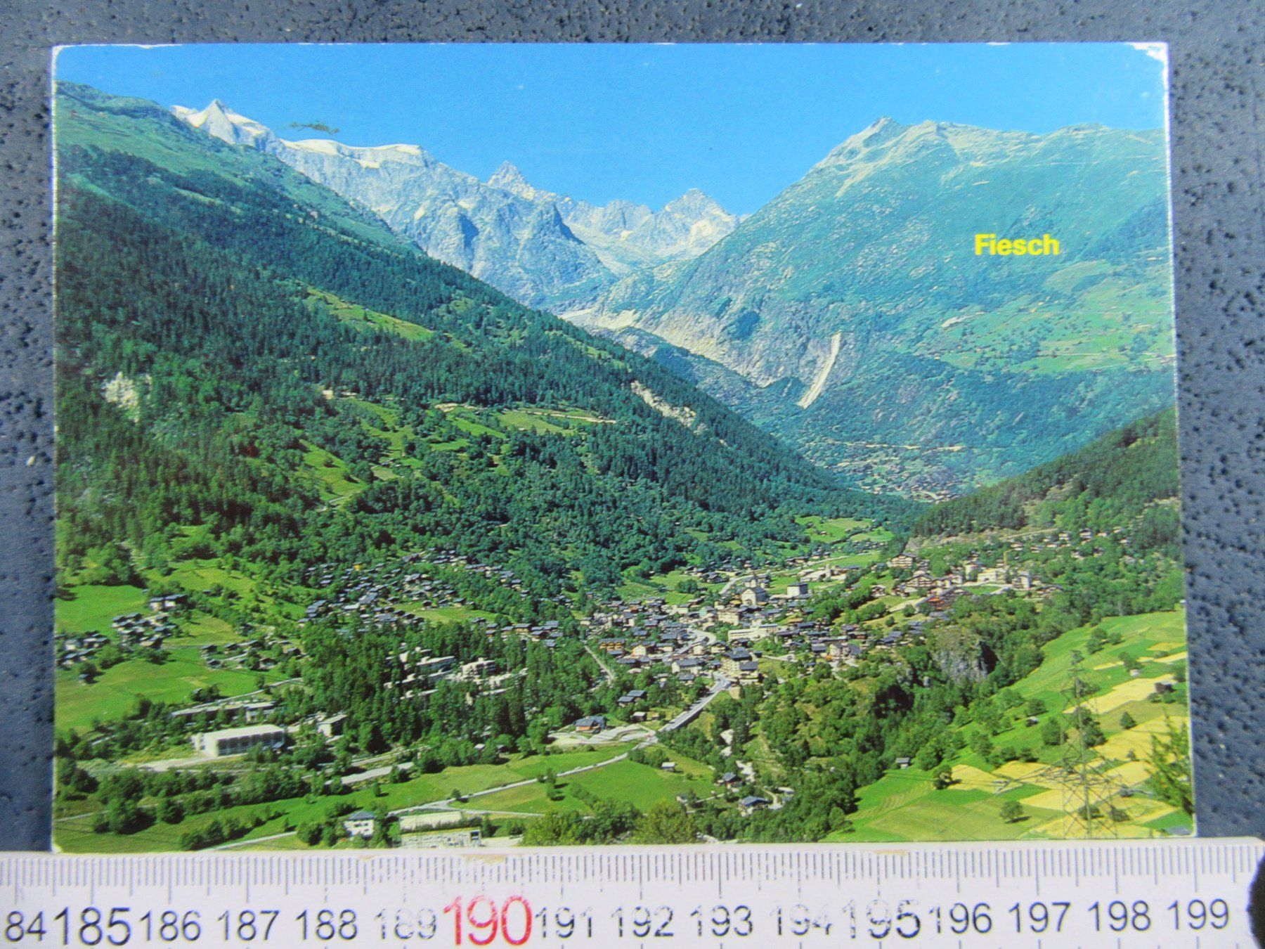 Cartoline postali: FIESCH VS AK VOGELSCHAU LUFTBILD GOMS – Usato da Ettingen venduto da Hausi4711