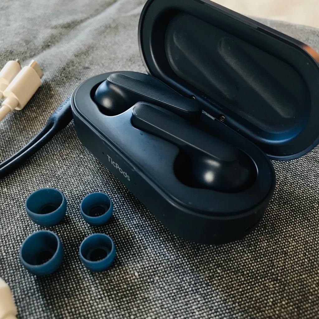 Kopfhörer: wireless earbuds - TicPods Free by mobvoi – Gebraucht aus Zürich von M4xi_13 2