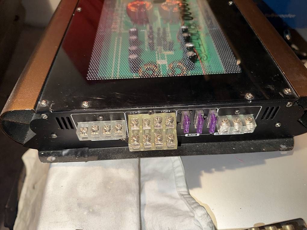 Amplificatori: auna Verstärker – Usato da balzers venduto da turboblack1995 2