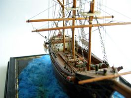 MODELL EINES SEGELSCHIFFES (DREIMASTER). 1.H. DES 20.JAHRH.