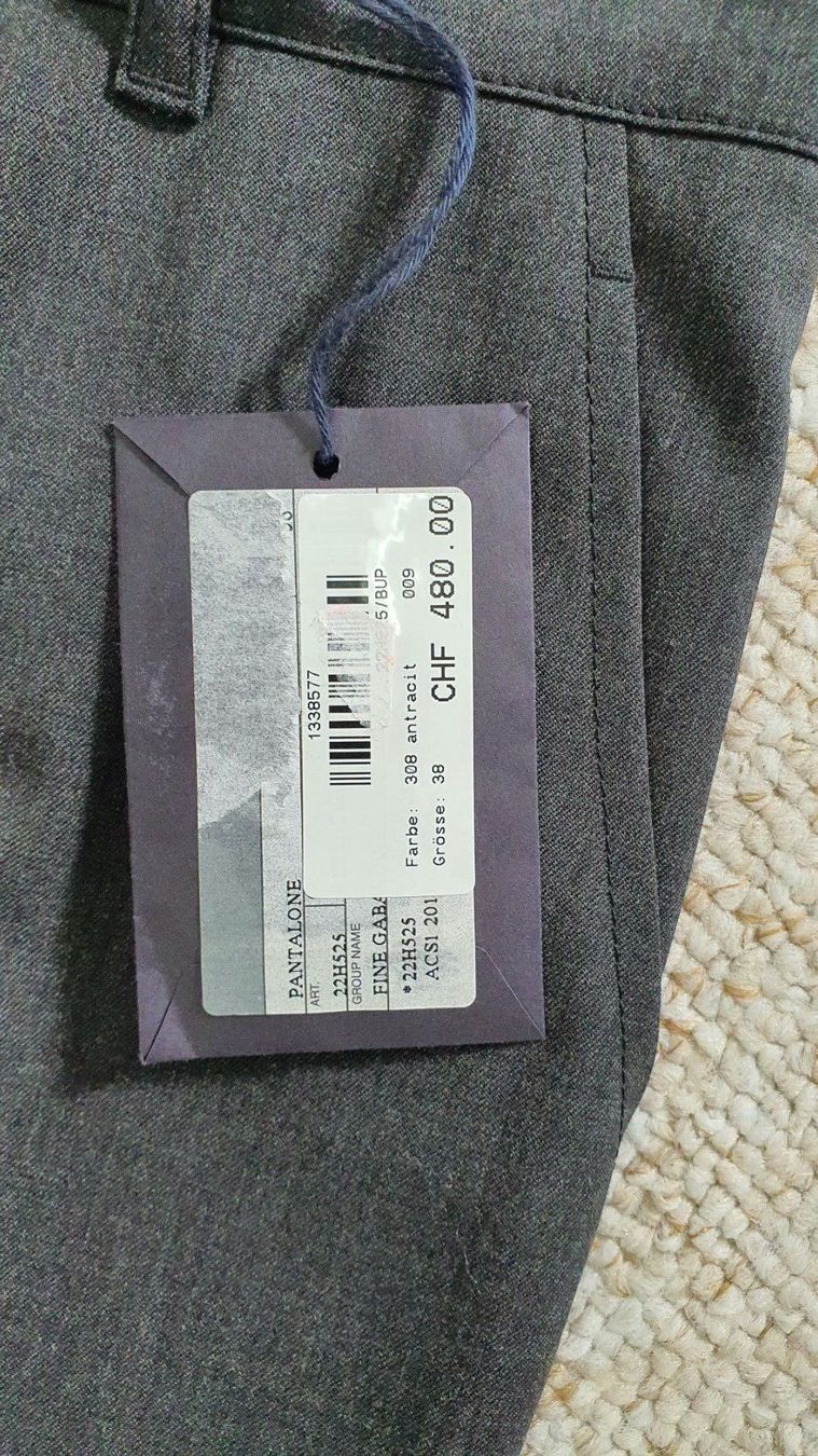 Pantaloni: Prada Hose – Nuovo e nell'imballaggio originale da Lachen SZ venduto da HelvetiaLuxury 1