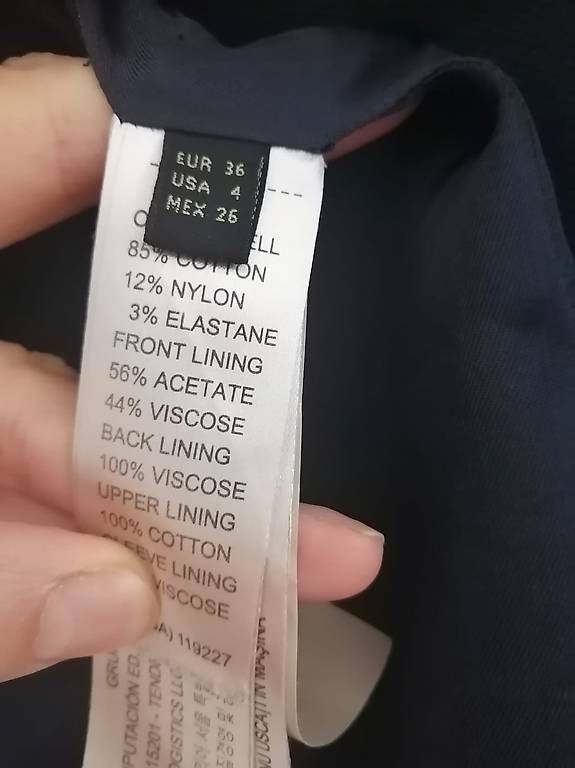 Massimo Dutti Ensembles & Tailleurs: Massimo Dutti Navy Blazer Grösse 34 – D'occasion à Niedergösgen par lil_s6k8 3