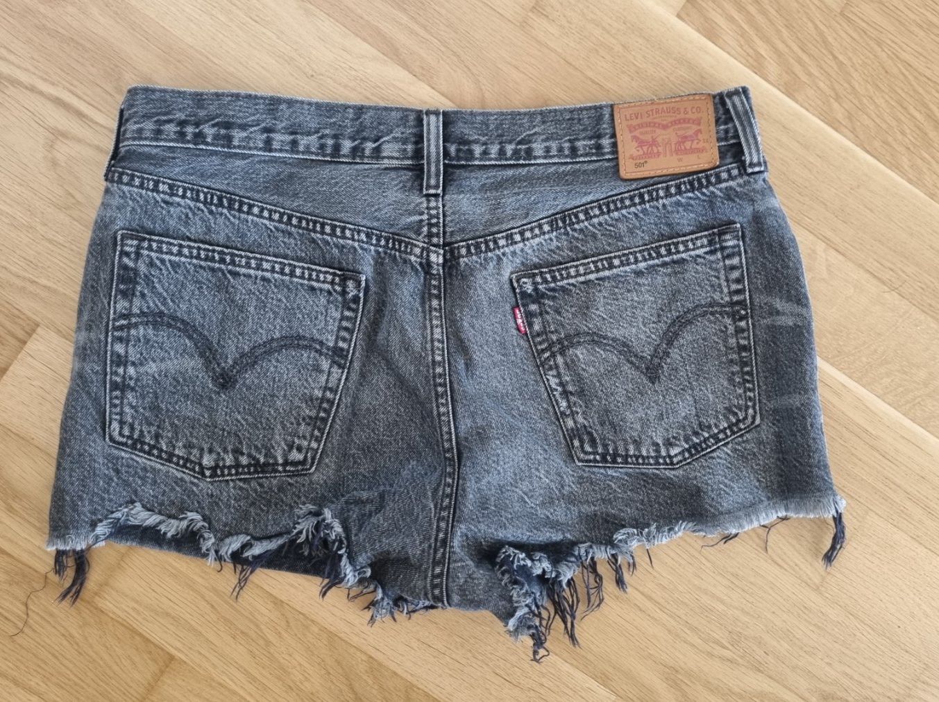 Levi's Jeans: Levis Shorts, W32 – Usato da Chur venduto da sinillo 1