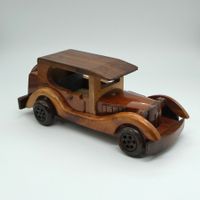 Deko-Oldtimer aus Holz – Handgefertigtes Modellauto