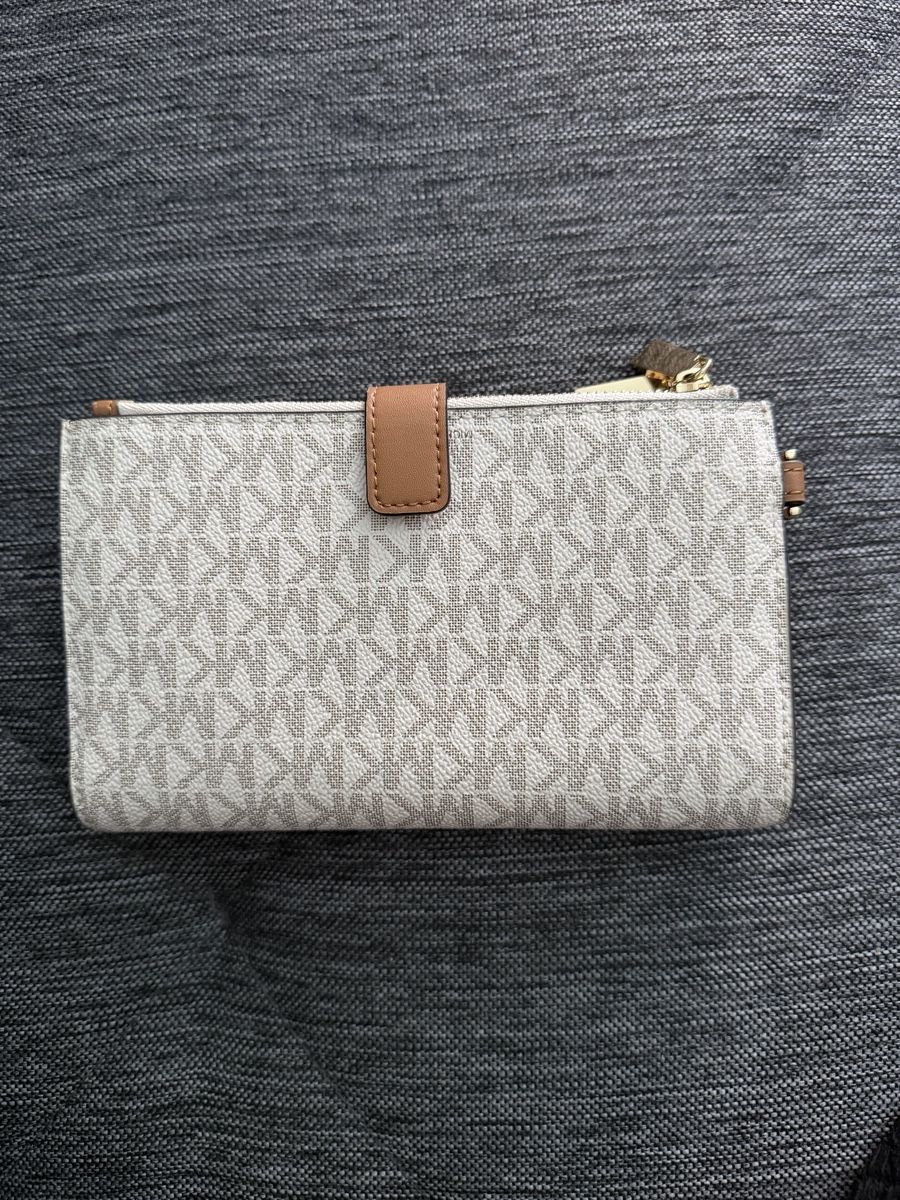 Michael Kors Portemonnaie: Michael Kors Portmonnaie – Gebraucht aus Uerikon von _Angi. 1