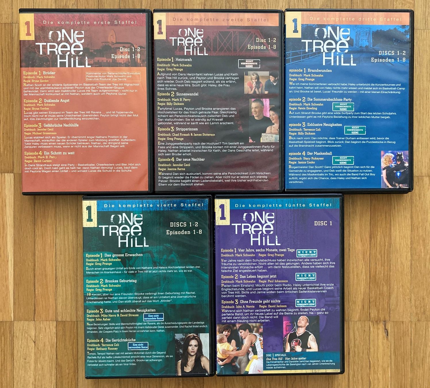 Tutti i DVDs: DVD | ONE TREE HILL - KOMPLETTE STAFFEL 1-5 – Usato da Basel venduto da Nofretete39