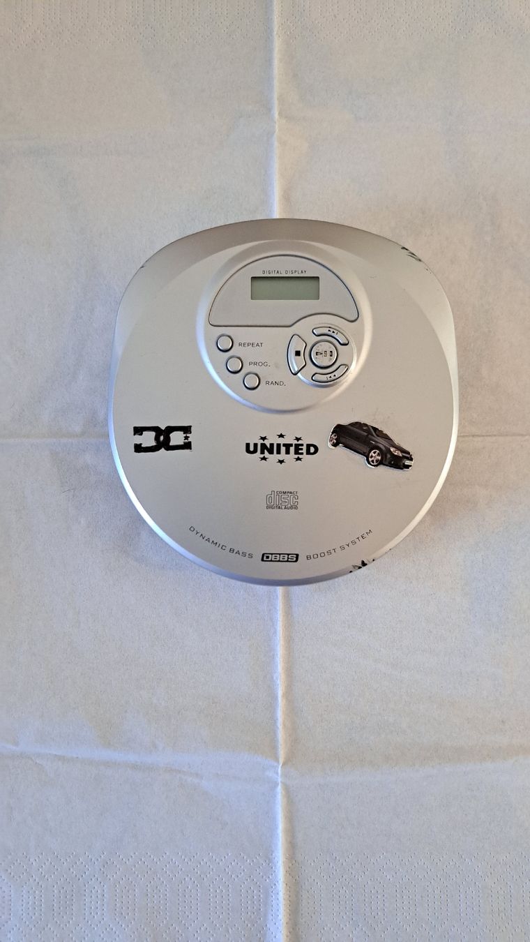 Lecteur media portable: Discman - CD Player – D'occasion à Winterthur par ml2_58mm