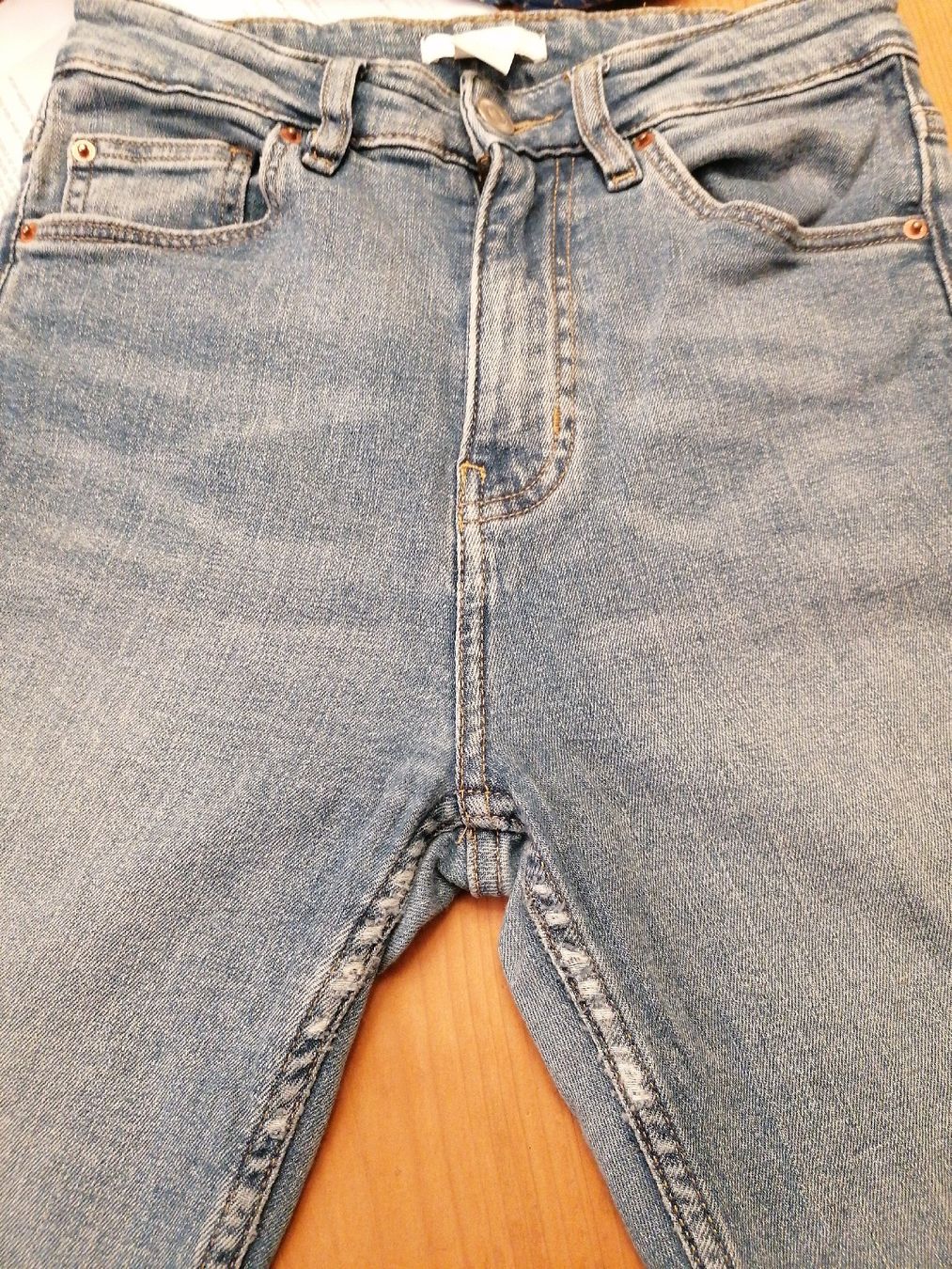 Pantaloni: Jeans 34/36/ 158 – Usato da Solothurn venduto da Shanty.20 4