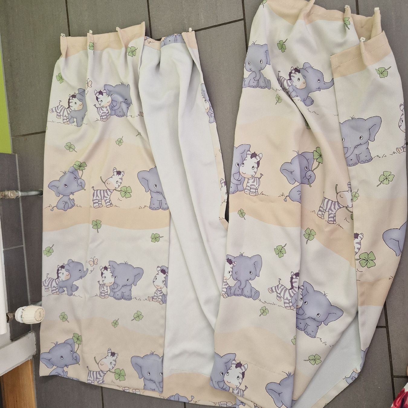 Tende: Nachtvorhang Kinderzimmer – Usato da Thayngen venduto da Misanthrop01 1