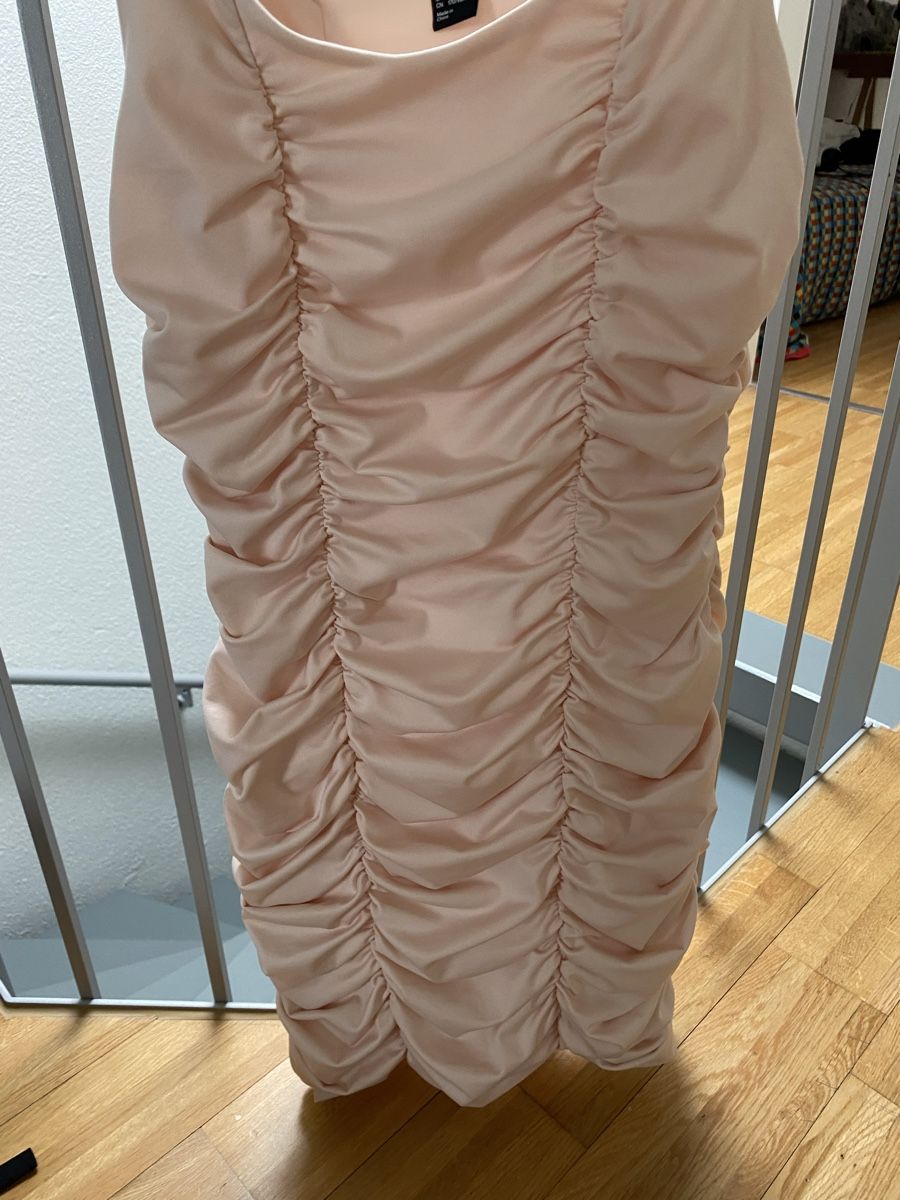 Kleider: Kleid – Gebraucht aus Luzern von oli_6x2r 2