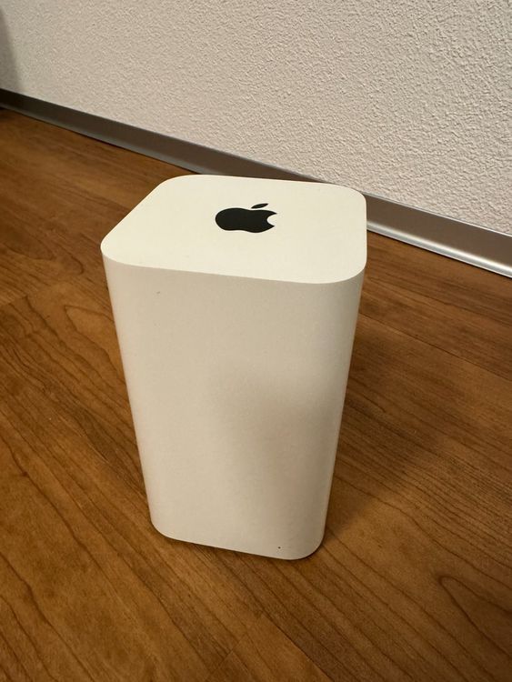 Apple AirPort Extreme 1