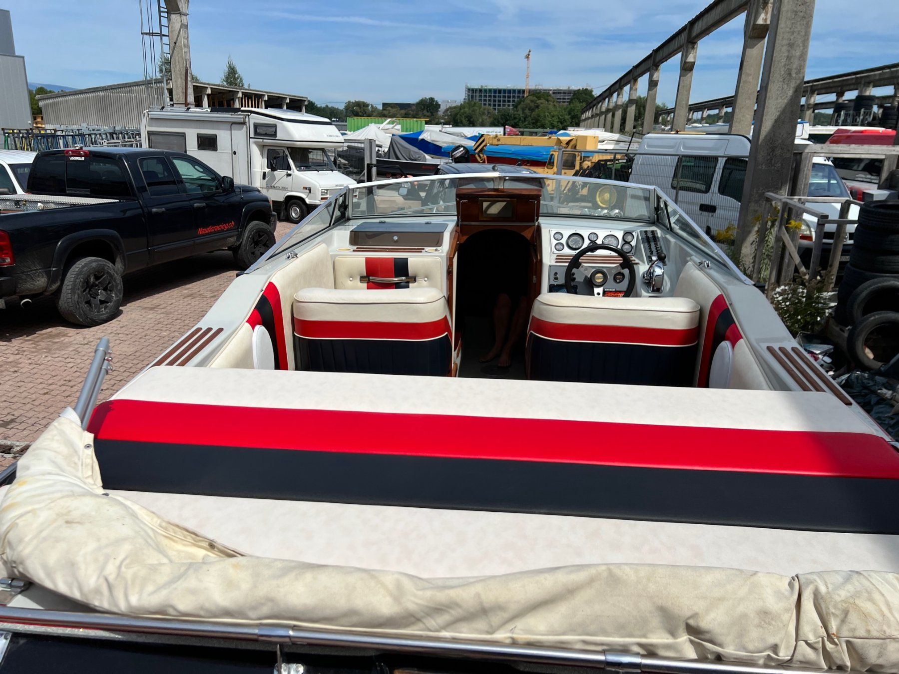 Baja Boote: BAJA 220 OFFSHORE POWERBOOT – Gebraucht aus Avenches von BOOTTRANSPORTE 1