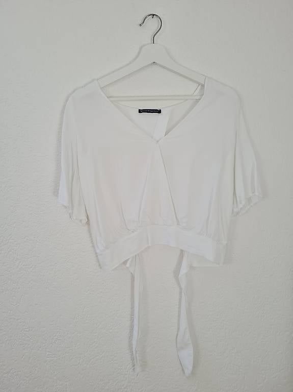 T-shirt: Brandy Melville luftiges T-Shirt – Usato da Laufen venduto da Loli42