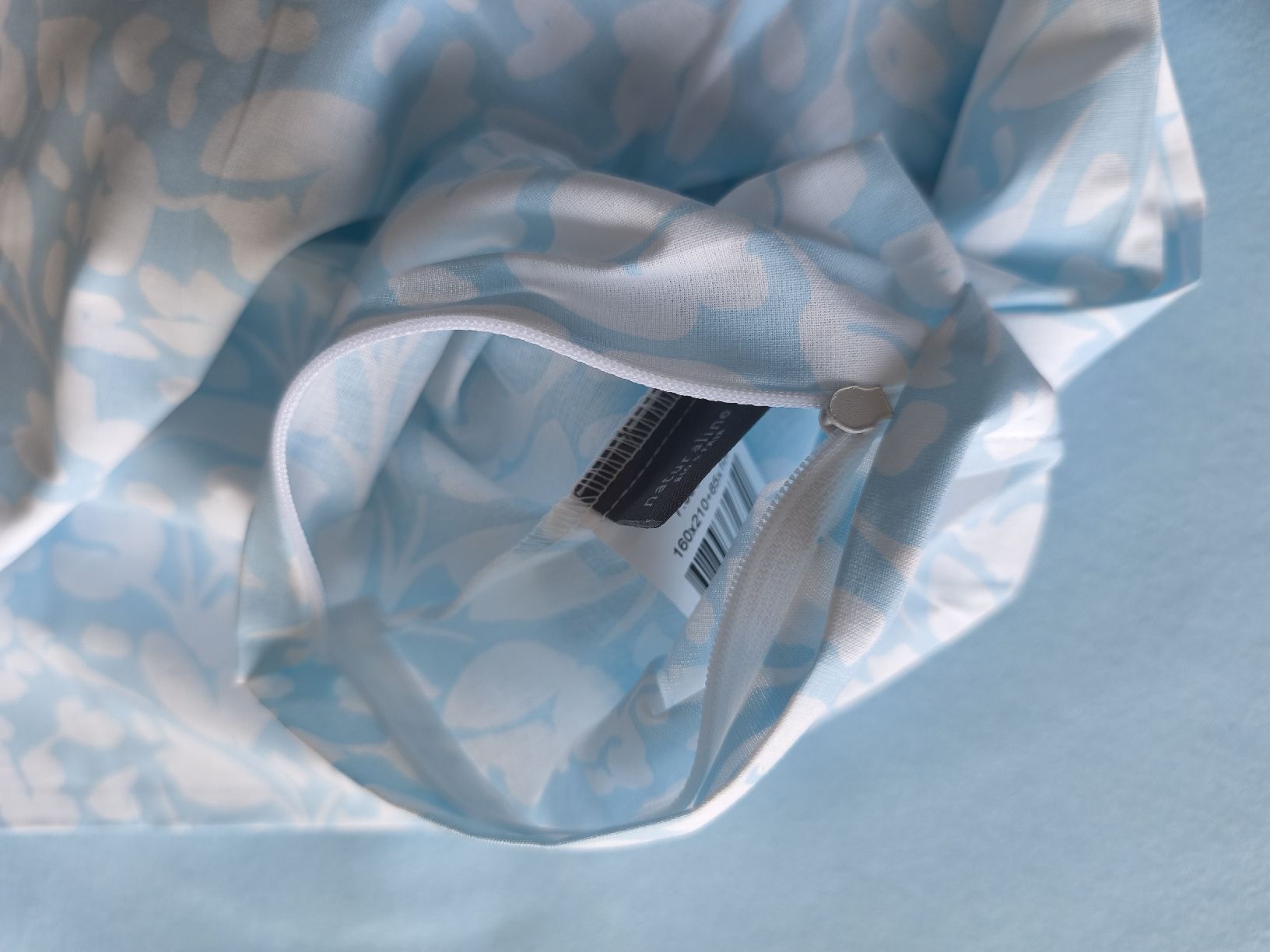 Bettwäsche: NEW Bio Cotton pillow case , floral light blue & white – Neu und originalverpackt aus Sursee von Re.joy 4