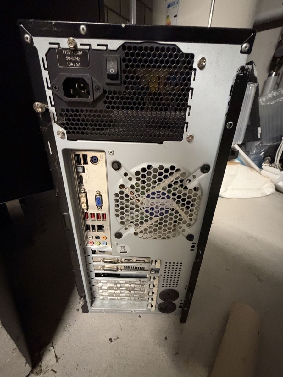 PCs: PC Asus Gigabyte defekt – D'occasion à Schönholzerswilen par mela7 2