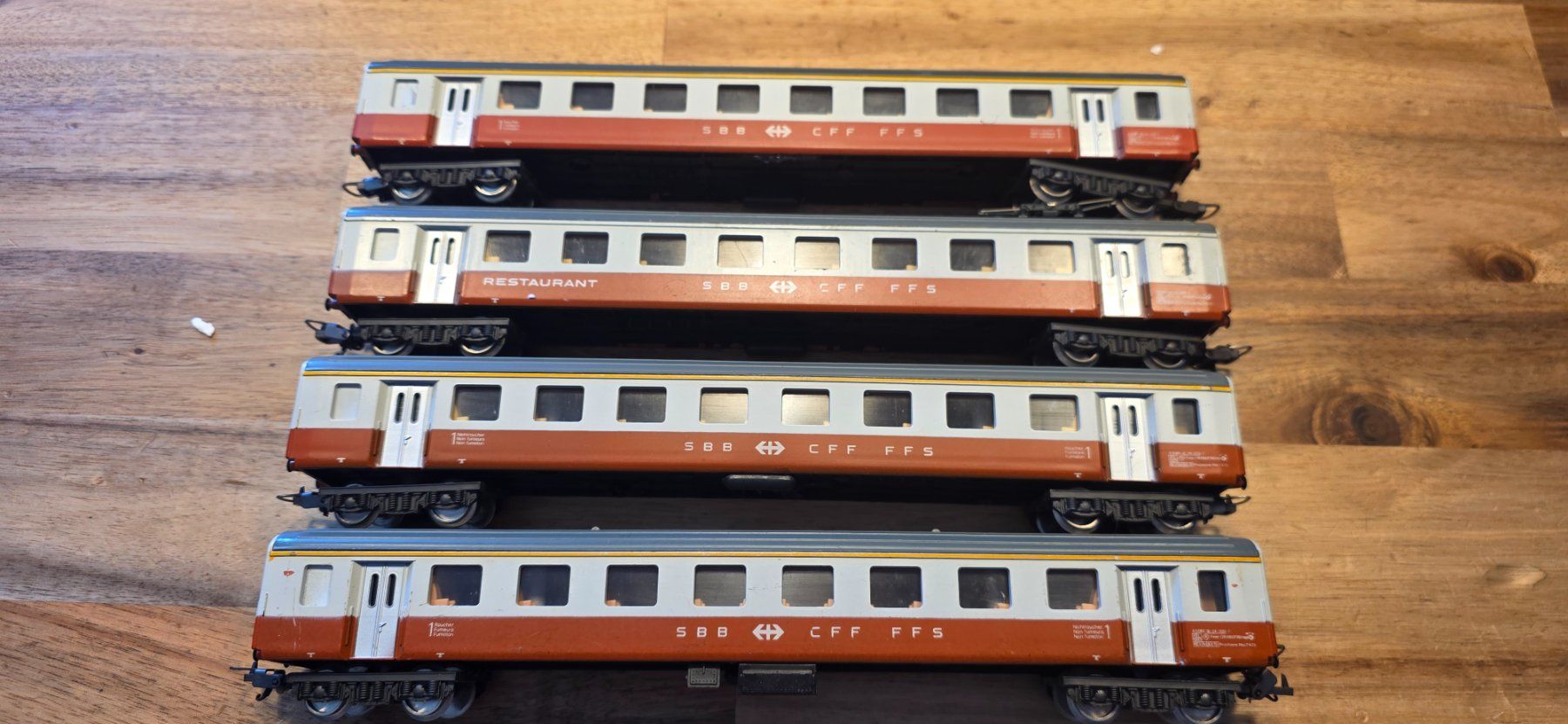 Lima Modellini di ferrovie: lima swiss express 4 stück HO/DC – Usato da Hochfelden venduto da Danizh0