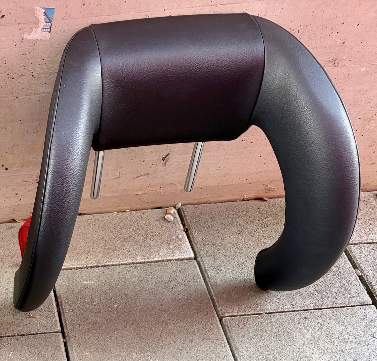 VW Accessori per altri veicoli: Kinder Kopfstütze Leder – Usato da Wünnewil venduto da froschkoenig25