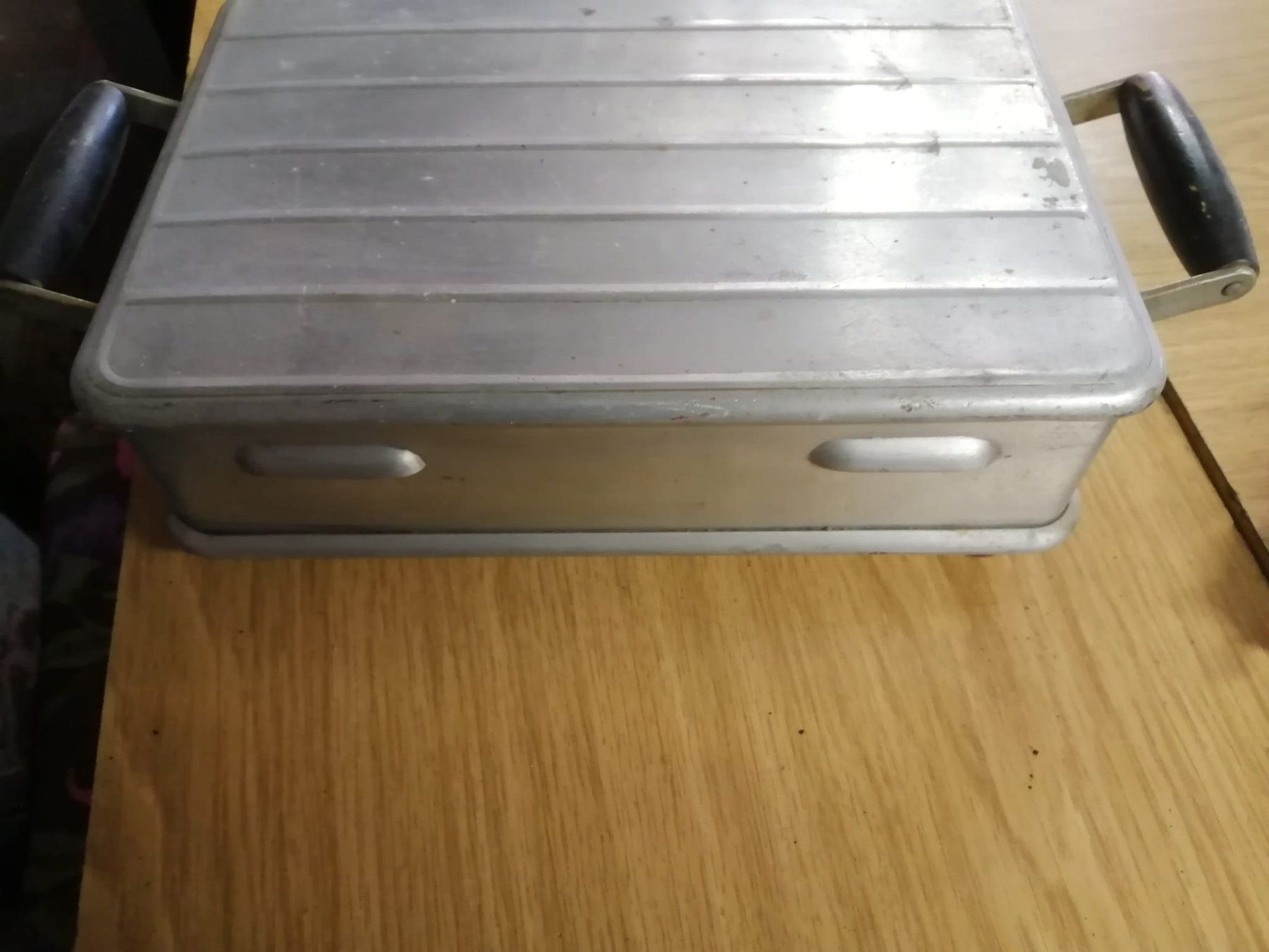 Elettrodomestici da cucina: Alter Plattenwärmer Aluminium – Usato da Obfelden venduto da Alf2005 1