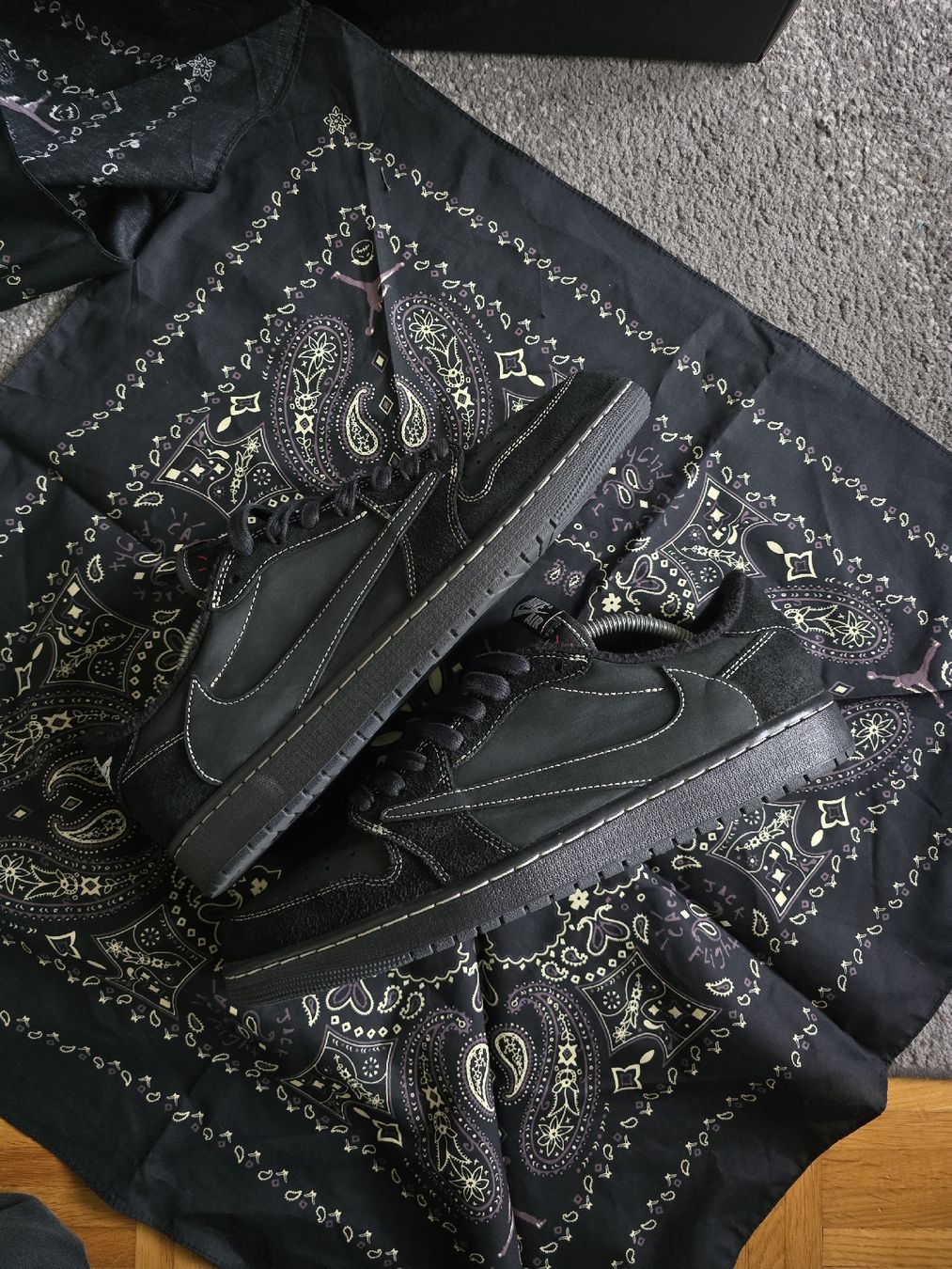 Scarpe da uomo: Jordan 1 Low travis scott phantom  – Usato da Bôle venduto da A_Kickstory 1