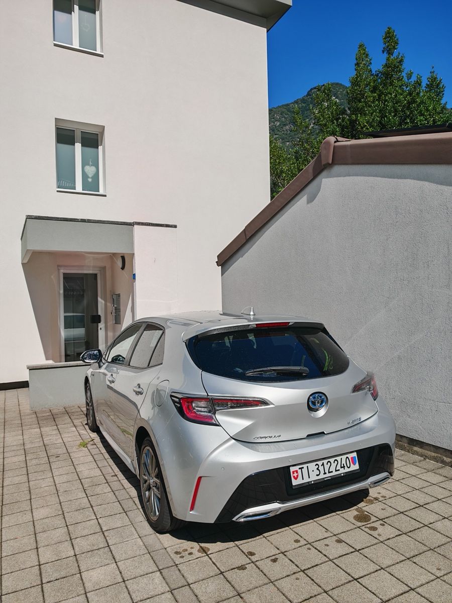 Toyota Automobili: Toyota Corolla 2.0 HSD Trend – Usato da Biasca venduto da MatteoFoglia 1