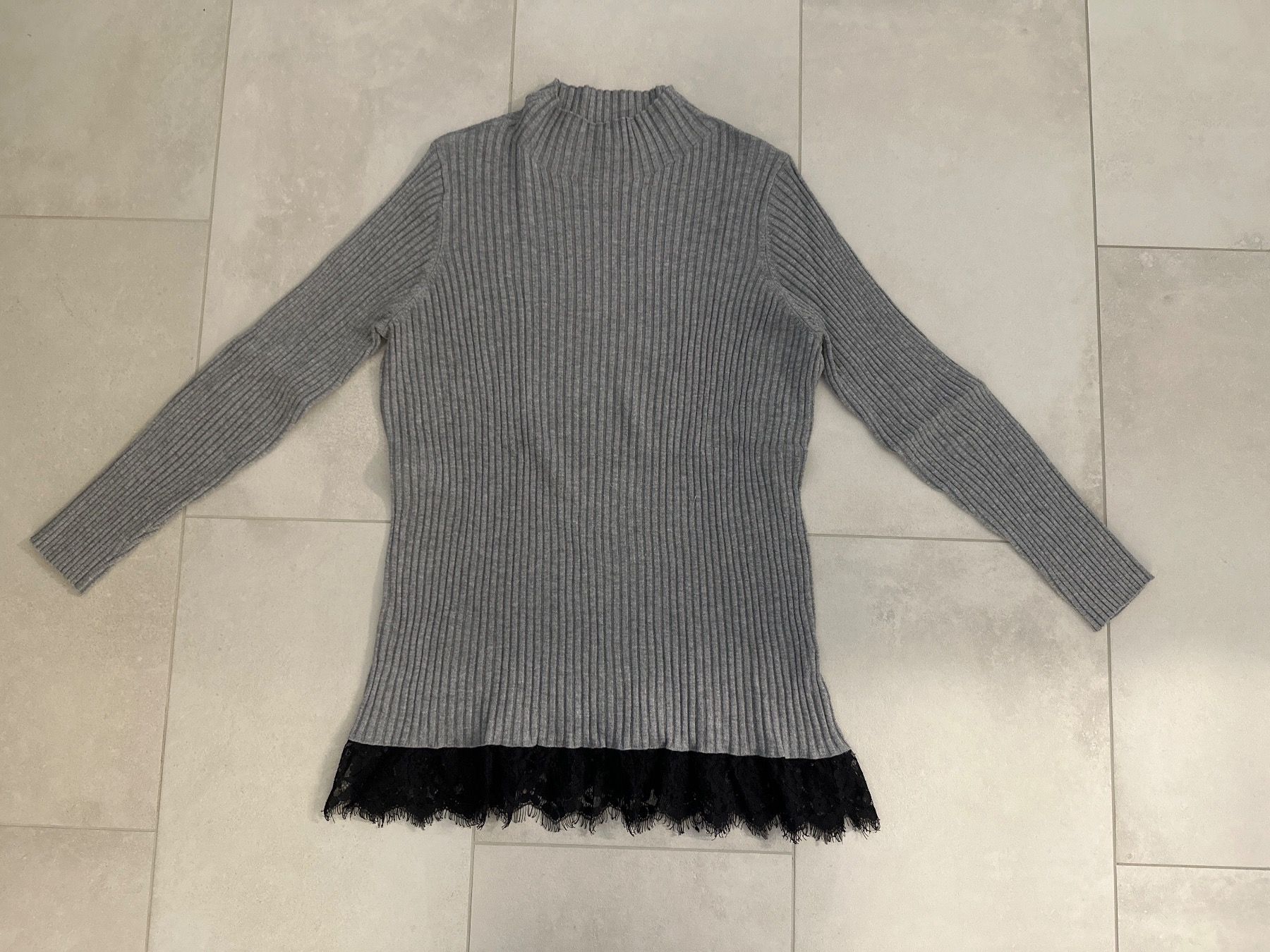 C&A Maglioni & Felpe: Damen Pullover grau – Usato da Zug venduto da Hehe