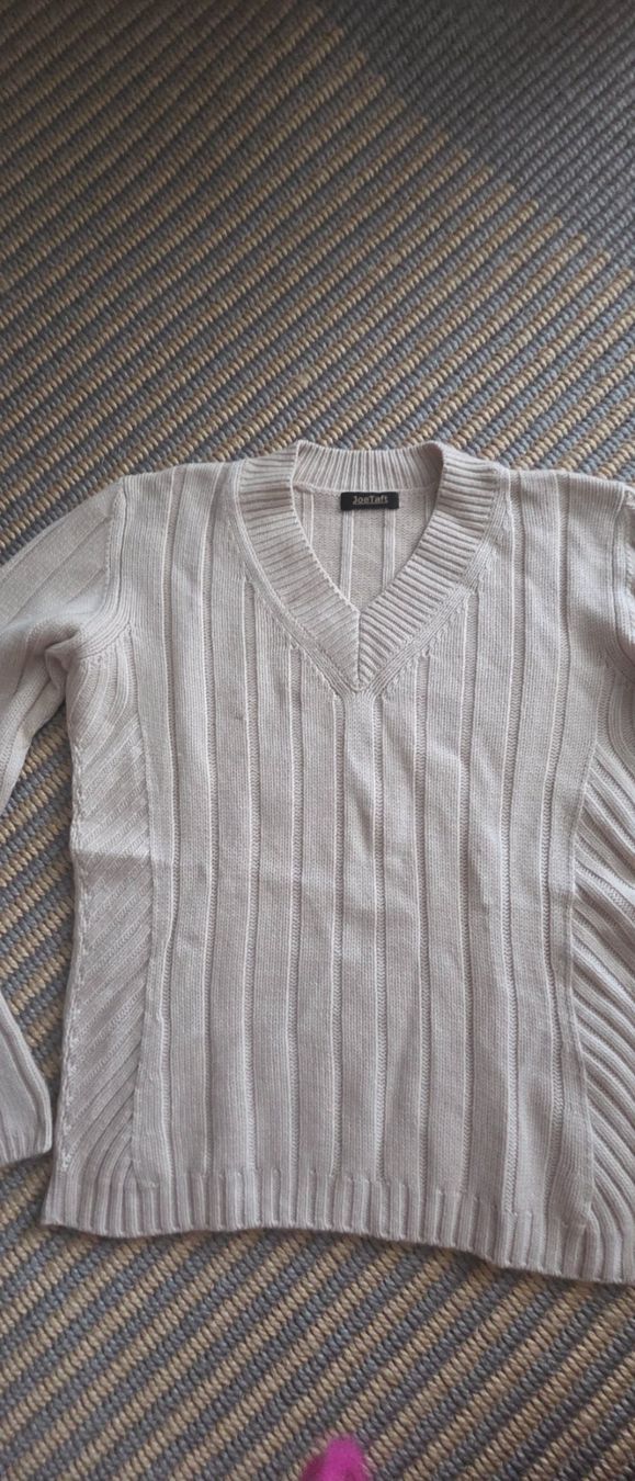 Maglioni & Felpe: Damen Pullover Joe Taft beige Grösse M 100% Kaschmir – Usato da Riedikon venduto da Winter21. 1