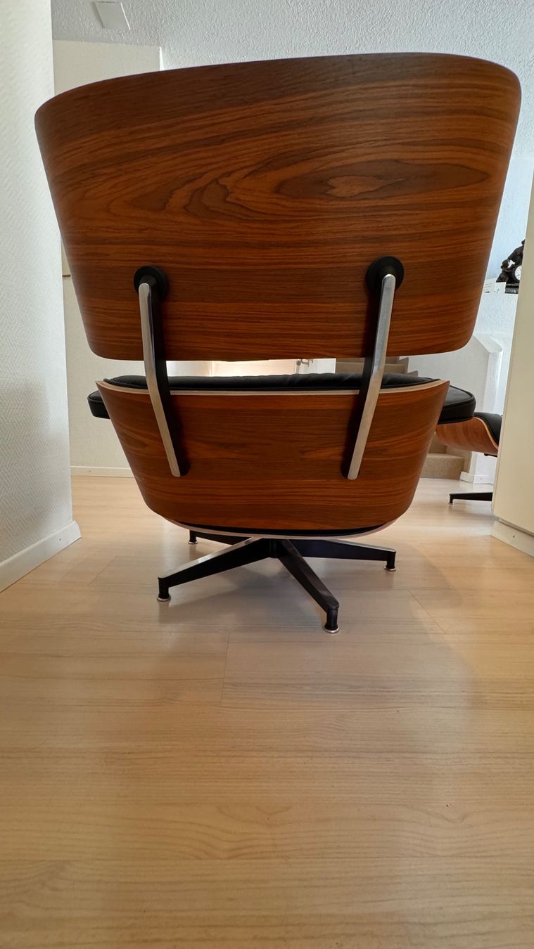 Sessel: Design-Sessel mit Hocker (Replica) – Gebraucht aus Oetwil an der Limmat von dan_mariner 2