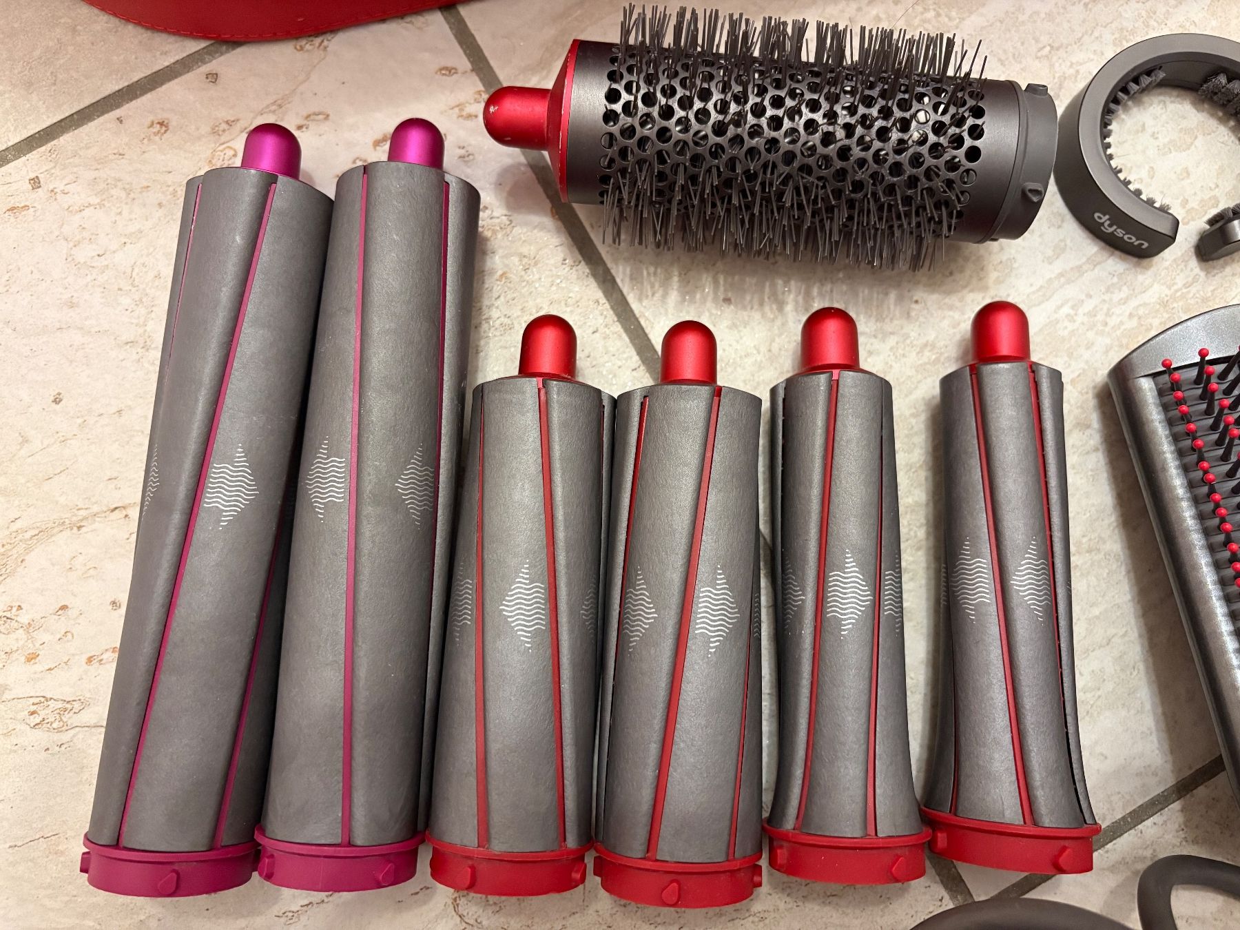 Dyson Asciugacapelli: Dyson Airwrap – Usato da Spiez venduto da beerchen 1