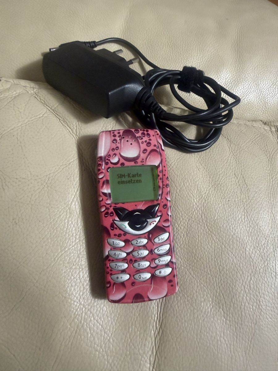 Nokia Telefoni cellulari / Smartphones: Nokia 8210 inkl lgerät Top zustand – Usato da Regensdorf venduto da mex5145 4