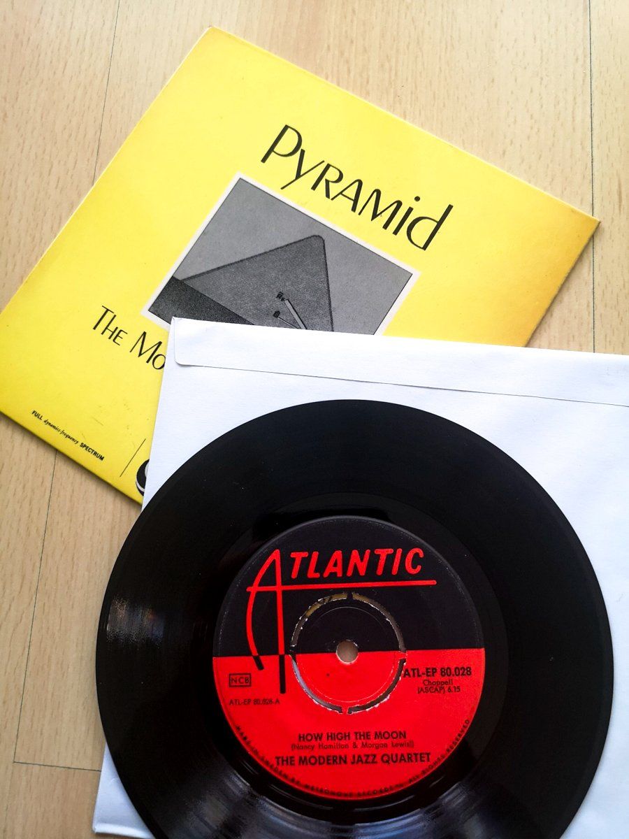 Dischi in vinile: The Modern Jazz Quartet - Doppel LP und 7" Single – Usato da Sargans venduto da Botanico 9