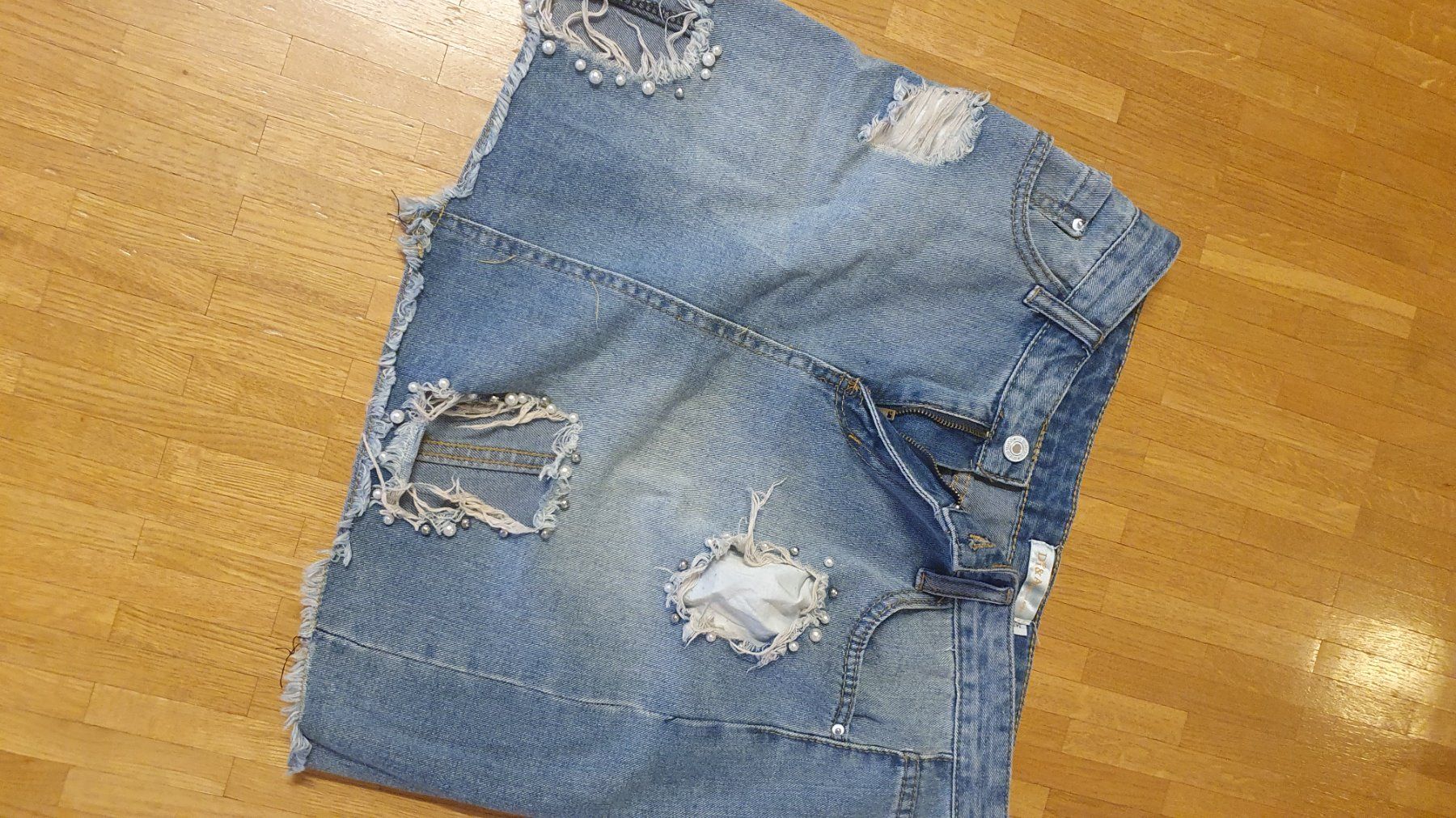 Jupes: Jupe en jeans taille M – Neuf (Voir description) à Versoix par aline_b 2