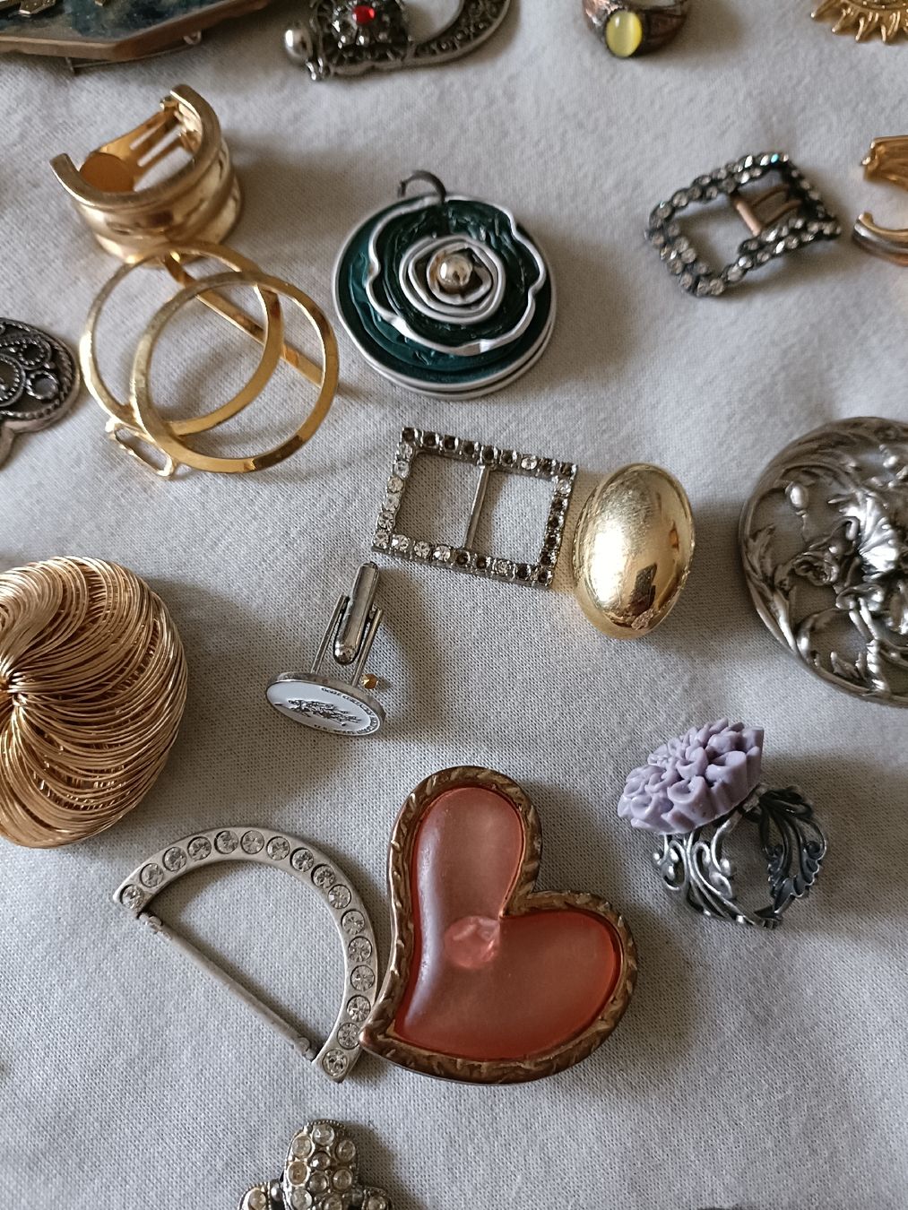 Altri gioielli: Diverse schmuck  – Usato da Uster venduto da gen_2njk 5