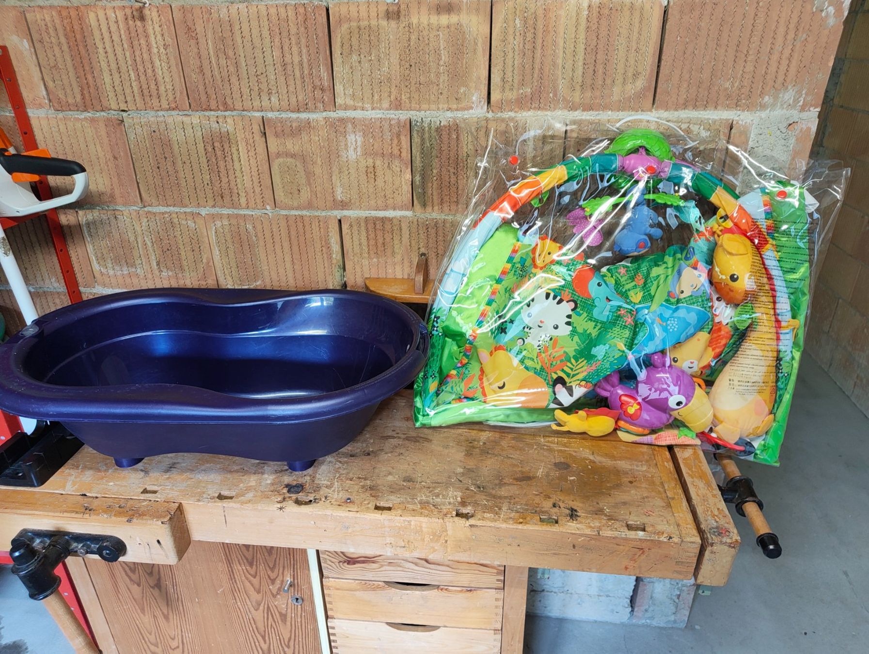 Spielmatte: Babywanne & Playground – Gebraucht aus Hinteregg von RER_25