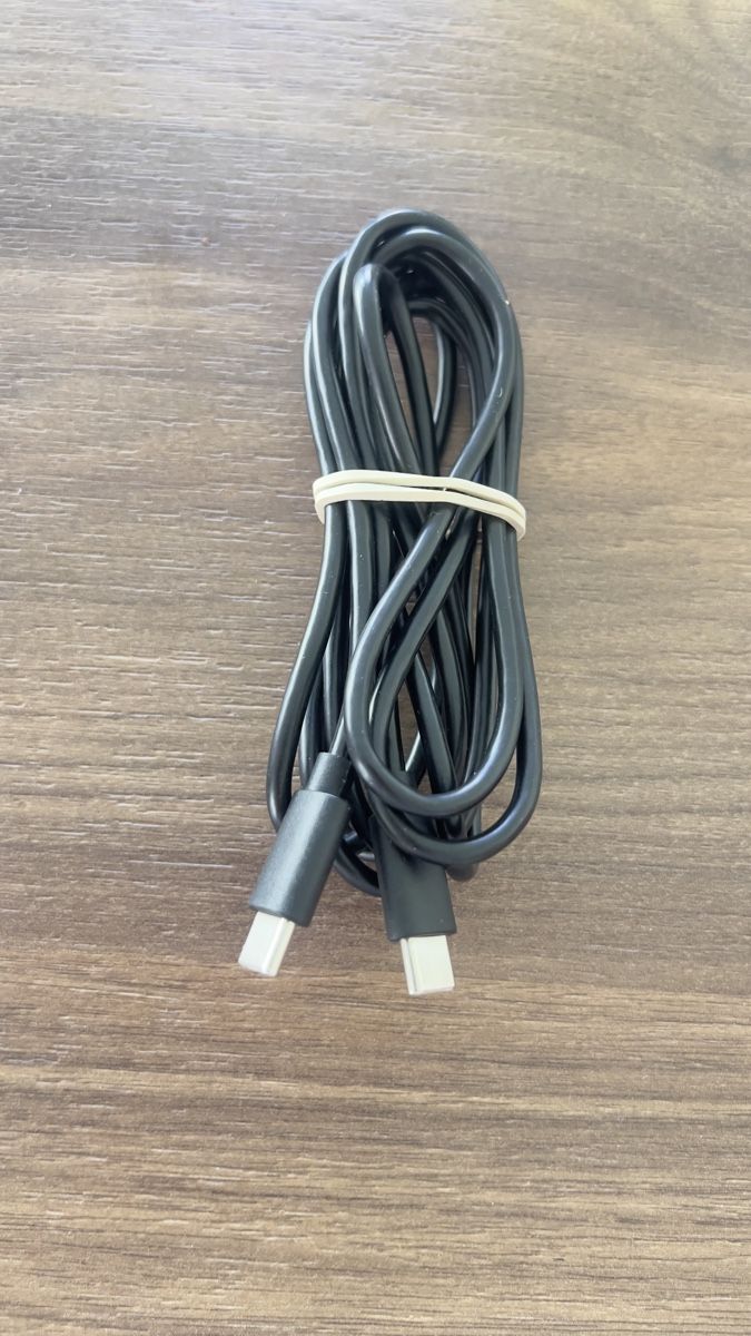 Cavi: USB C Kabel 180cm  – Usato da Matzingen venduto da D.MM 1