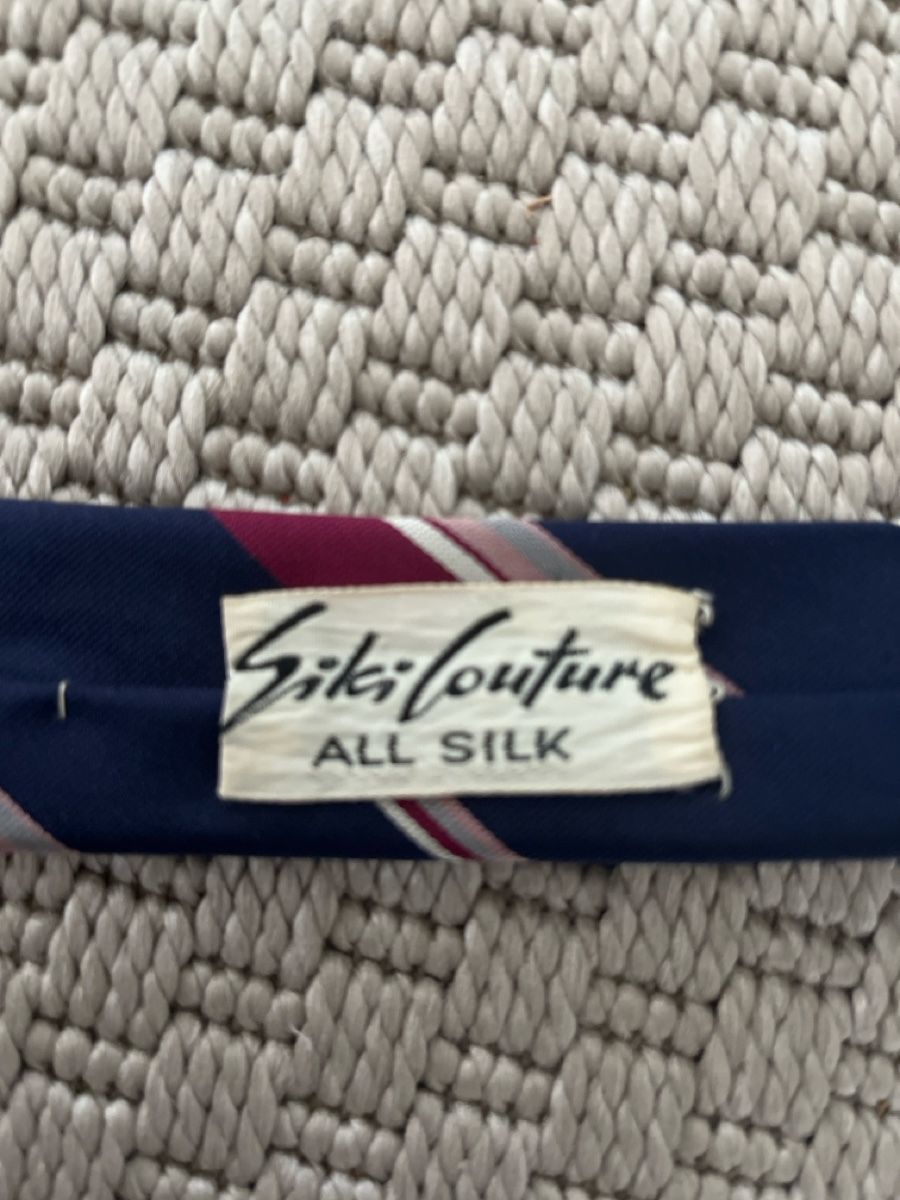 Cravatte: GIKI Couture Seidenkrawatte,dunkelblau – Usato da Solothurn venduto da Bobesch08 2